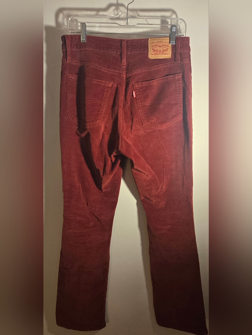 Levi's Women's Highrise Bootcut Corduroy Pants in Deep Red Rust - Picture 2 of 5